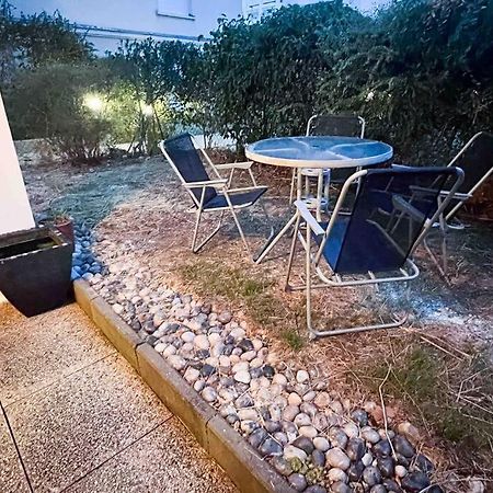 Appart Avec Terrasse Et Parking A 2 Pas De Disney Montévrain Extérieur photo